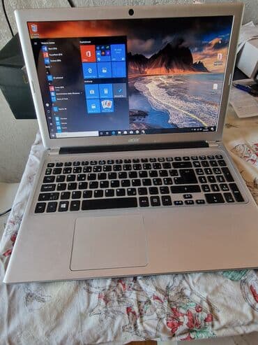 torbe za laptop carpisa: Acer laptop u srebrnoj boji, pogodan za svakodnevnu upotrebu. Tanak — 6
