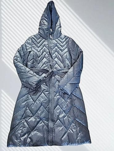 Mekana, udobna i topla zimska jakna, još u M i L vel