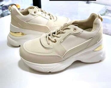 dona patike: Od 36 do 41
2800 — 4