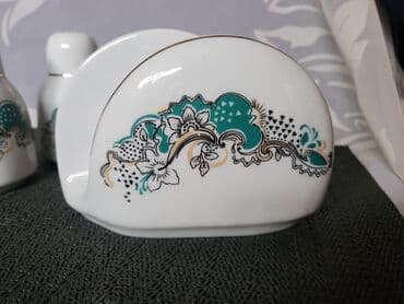 vojni set za jelo: Set nov salnik i drzac za salvete Apulum porcelan 70te.god. Nov set — 8