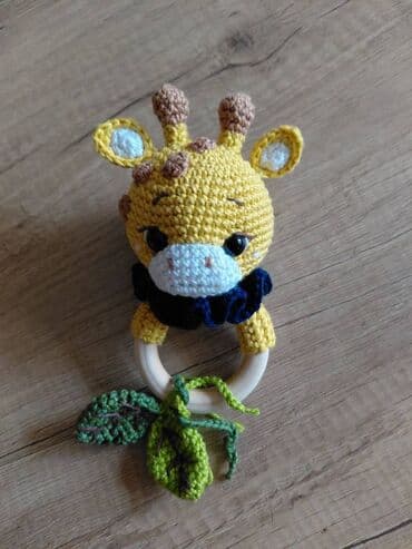 igracke iz kinder jaja prodaja: Heklana žirafa zvečka za bebe - Ručno rađena amigurumi zvečka sa — 8