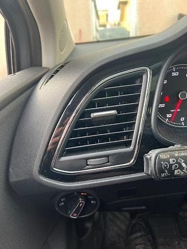 presa za ringlice: RESETKA VENTILACIJE ZA SEAT LEON | Delovi za Seat Leon 3 — 2