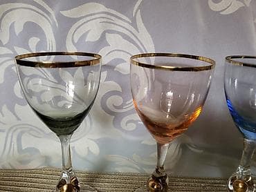 gorki list case crvene: Case Bohemija kristal rucni rad za vino 1950g+. Case za vino bez — 5