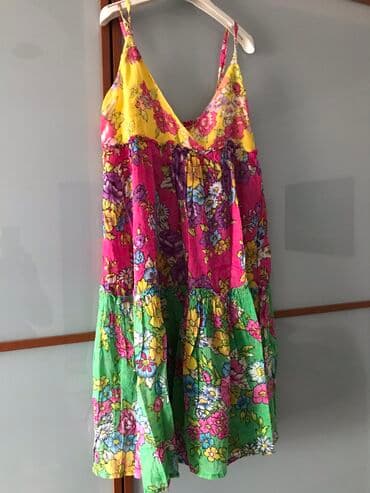 Majice i topovi: NOVA, veličina L, može za osobe koje nose M — 1