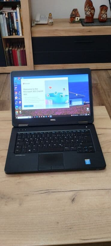 cik cak pegla za kosu dm: Intel Core i5, 8 GB OZU, 14 " — 1