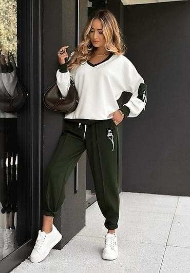 Lične stvari: Komplet
Cena 3600
Uni vel.
V30 — 4