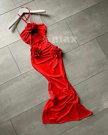 New,,Red Magic’’DressVelicine:Uni(S M L )Model radjen samo u crvenoj