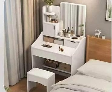 namestaj mm krusevac: Toaletni sto sa ogledalom i tabureom - Kompaktan dizajn, idealan za — 3