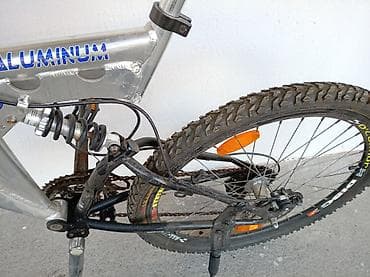 Bicikli: Planinski bicikl sa punim ogibljenjem - Ram: aluminijumski, sa — 4