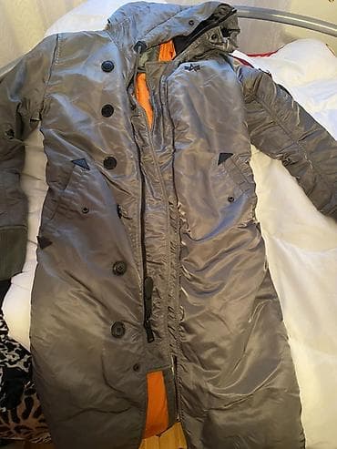 dzemper sa srcima: Zimska duga parka/jakna, maslinasto‑sive boje, sa kapuljačom i toplom — 4