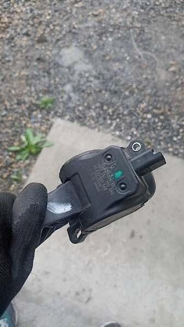 PAPUCICA GASA ZA PEUGEOT 206, 206 PLUS, 207 . | Originalni polovni