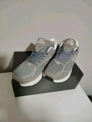 Patike: Dostupni 36-41. Cena 3650 dinara
💋 — 2