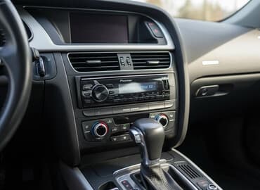 auto mp5: Prodajem Pioneer auto radio. Bez cd-a. Radio kao nkv ali bukvalno, bez — 1