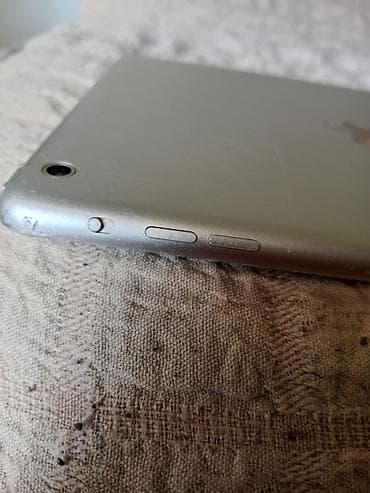 tablet samsung 19: Apple iPad mini 2 + Gamevice kontroler za iPad. - iPad mini — 4