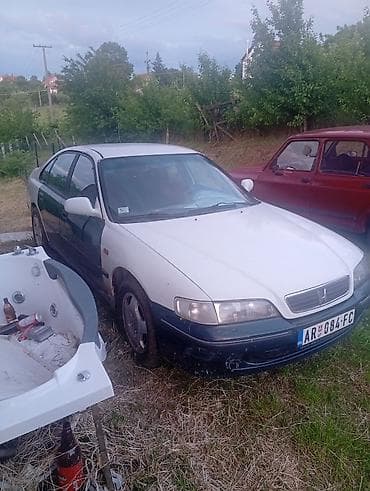 najam putničkih kombi vozila: Honda Accord 20 TDI . 1996 godiste. Vlasnik. Farban ceo,uradjeni — 4