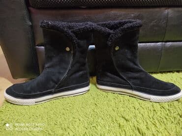 Personal Items: Ankle boots, Converse, 42 — 7