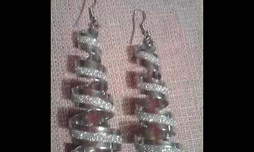 Sljokaste,srebrnog sjaja,elegantne mindjuse,nove. ***KUPOVINA JE