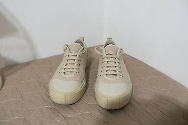 zara farmerke snizenje: ZARA br 44 28cm unutrasnje gaziste stopala dva puta obuvene kao nove — 2