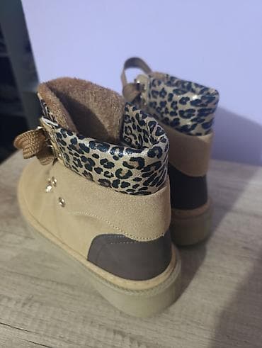 kalup za patike: Cipele za zimu. Kao nove — 2