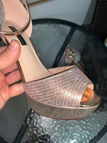 Sandals, 37 — 8