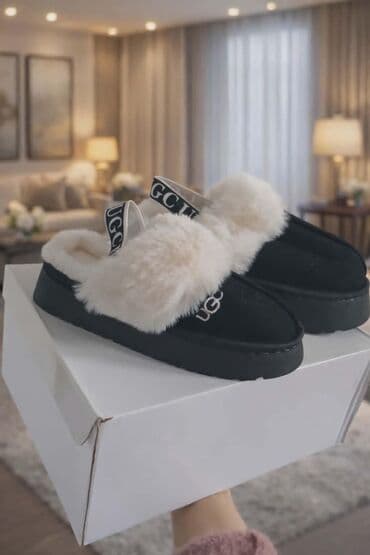 Kućne papuče, UGG, 35