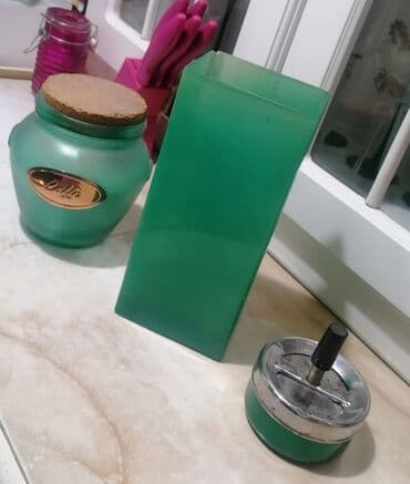 Vaza, Staklo, bоја - Zelena, Upotrebljenо na lalafo.rs Vaza, Staklo, bоја - Zelena, Upotrebljenо