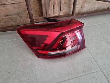 punjaci za akumulatore: ZADNJA LEVA LAMPA ZA VOLKSWAGEN T-ROC | saljemo brzom postom ili — 1