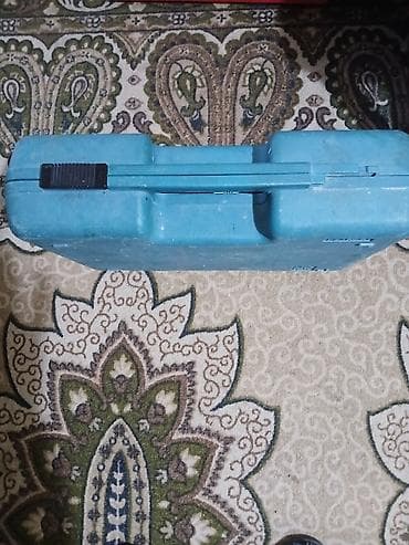 alat za rezanje lima: Makita akumulatorska bušilica/odvijač – komplet u koferu - Model — 1