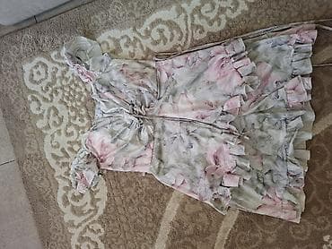 bluza s: Ženska garderoba – set od 4 komada 1) Slim fit pantalone sa — 10