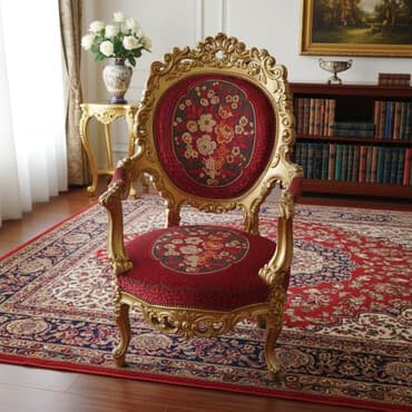 elegantne stolice: Barokne/rokoko stolice sa bogato rezbarenim ramovima u zlatnoj boji i — 1