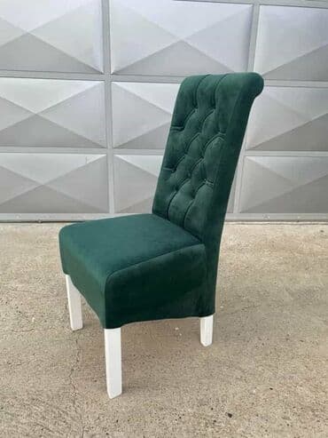 Chairs: Komad — 2
