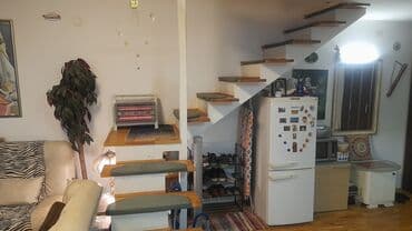 2 sobe, 66 kv. m, 3 sprat na lalafo.rs 2 sobe, 66 kv. m, 3 sprat