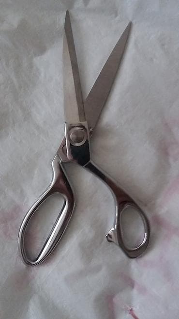 Axes: Velike kvalitetne makaze,nove — 3