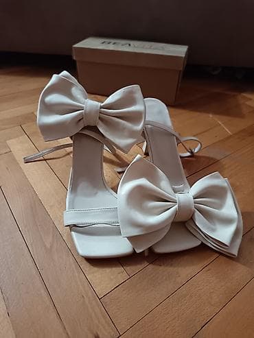 bele ugg cizme: Elegantne ženske cipele na štiklu – set različitih modela - Model 1 — 4