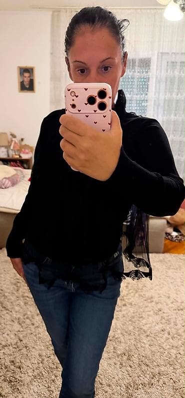 lee cooper majice cena: Potpuno ocuvana majica sa tilom preko. Od gospodje sudije koja preko — 1