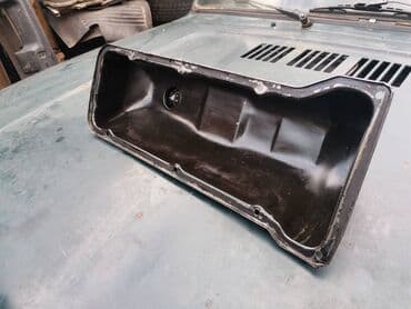 poklopac glave motora: Dekla, poklopac motora Lada 21213,21214 Niva. Polovno, ocuvano — 12