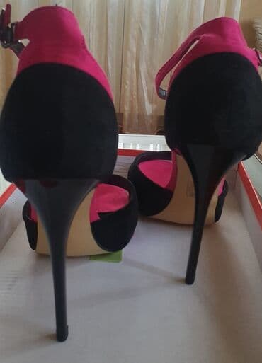 Sandals, 38