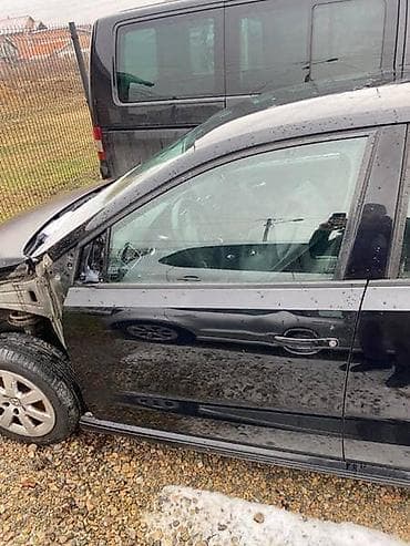 citroen delovi: PREDNJA LEVA VRATA ZA VOLKSWAGEN POLO | Prednja leva vrata za Polo — 1