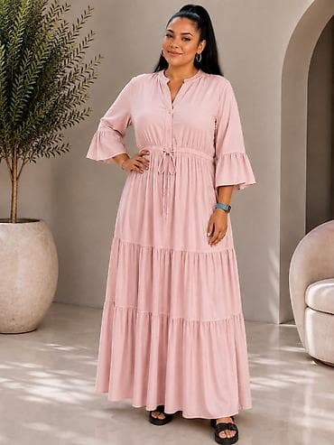 bluze c: 06. Haljina za punije
2XL 3XL 4XL
Cena : 2.900 dinara H — 2