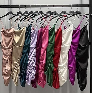 sat nis: 🔥Saten mini haljina sa tankim bretelama i otvorenim leđima ✅2400 din — 5