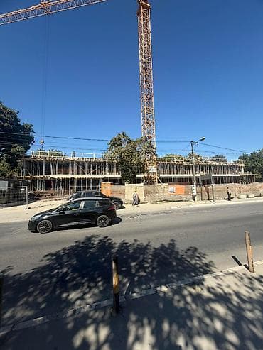 Prodaja više klasičnih garažnih mesta(nisu klackalice)na nivou -3 po na lalafo.rs Prodaja više klasičnih garažnih mesta(nisu klackalice)na nivou -3 po