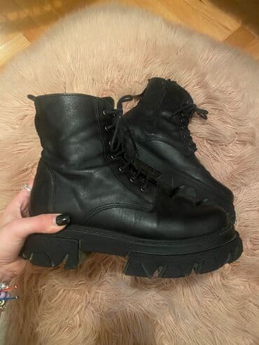 Gležnjače: Gležnjače, Dr. Martens — 2