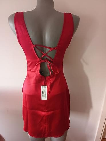 satenska bluza: Crvena mini haljina od satenskog materijala - Kroj: uska silueta koja — 3