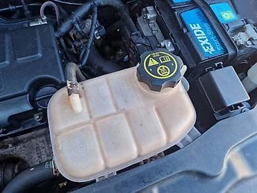 POSUDA ANTIFRIZA ZA CHEVROLET TRAX | Svi delovi za Opel vozila na lalafo.rs POSUDA ANTIFRIZA ZA CHEVROLET TRAX | Svi delovi za Opel vozila