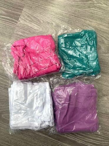 prodaja zenskih kompleta: Komplet: 1500 dinara — 3