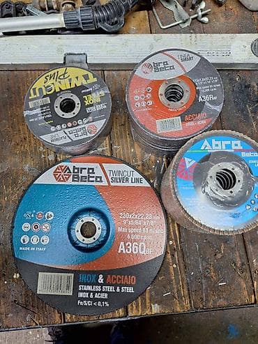 Ručne testere: Iz uvoza nov alat za cenu i informacije pozvati na broj Sasa Set — 2