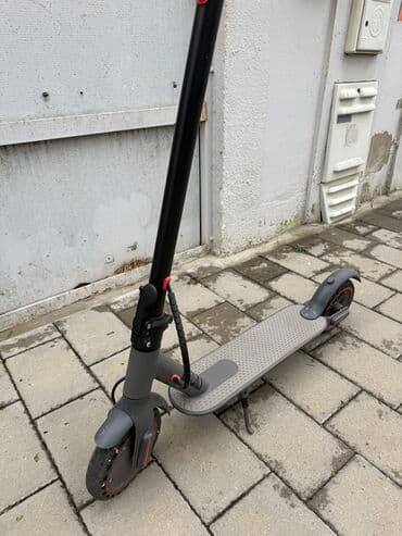 Trotineti, skejtbordovi i hoverbordovi: Električni trotinet • Prodajem polovan električni trotinet, kupljen — 4