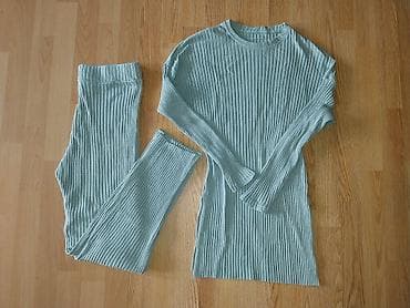 Muška obuća: Ženska odeća – set majica i trenerki - Tri pamučne majice sa kratkim — 5