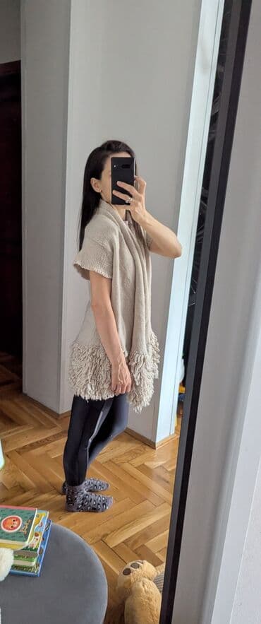 fsbn jakne: Zara prsluk, nosen, bez ostecenja Velicina M, ali po meni neka — 5