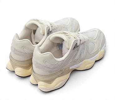 camper sandale: New Balance patike – retro “dad shoe” stil - Model sa prepoznatljivim — 2
